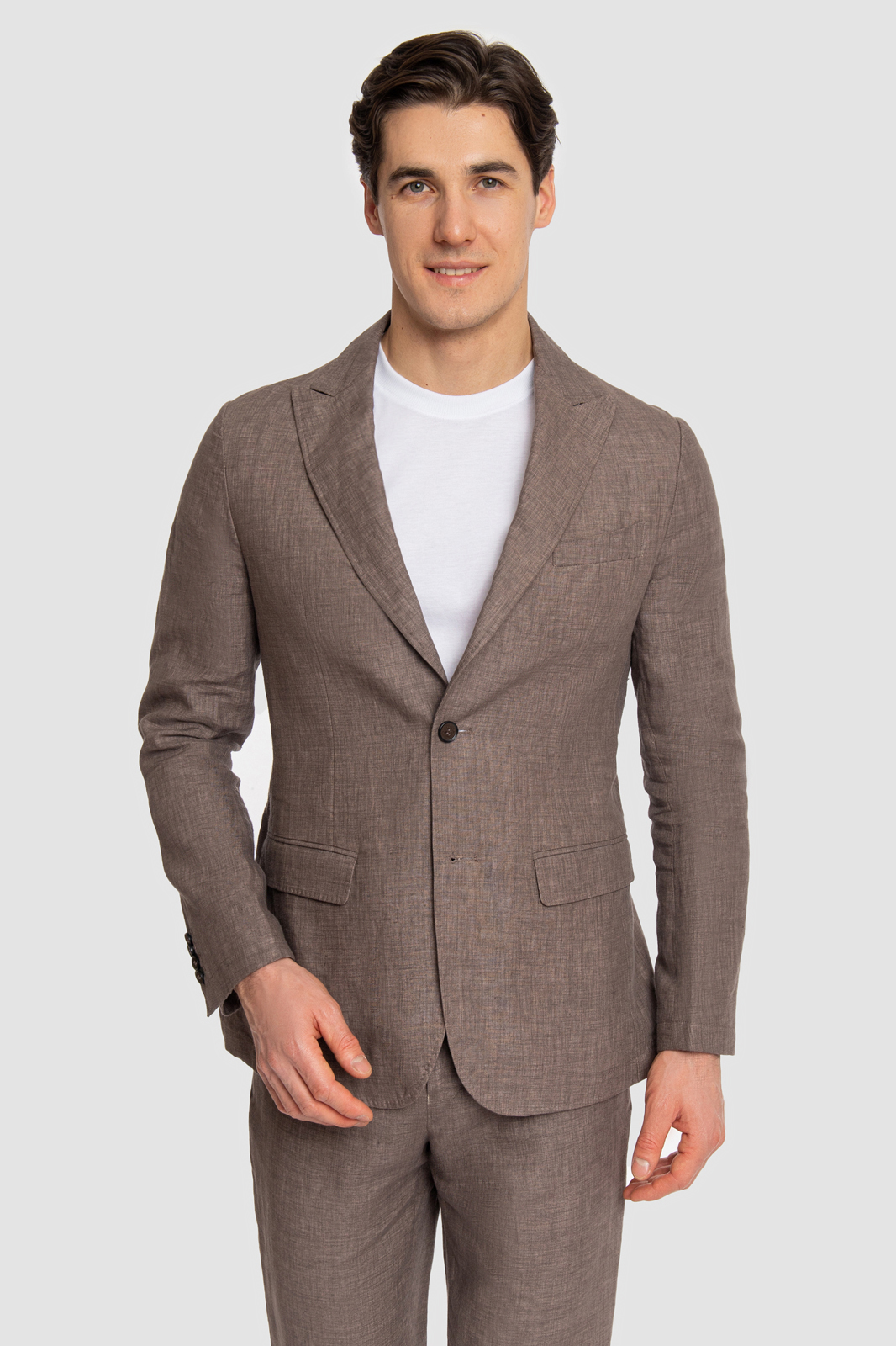 Костюмный пиджак приталенный изо льна