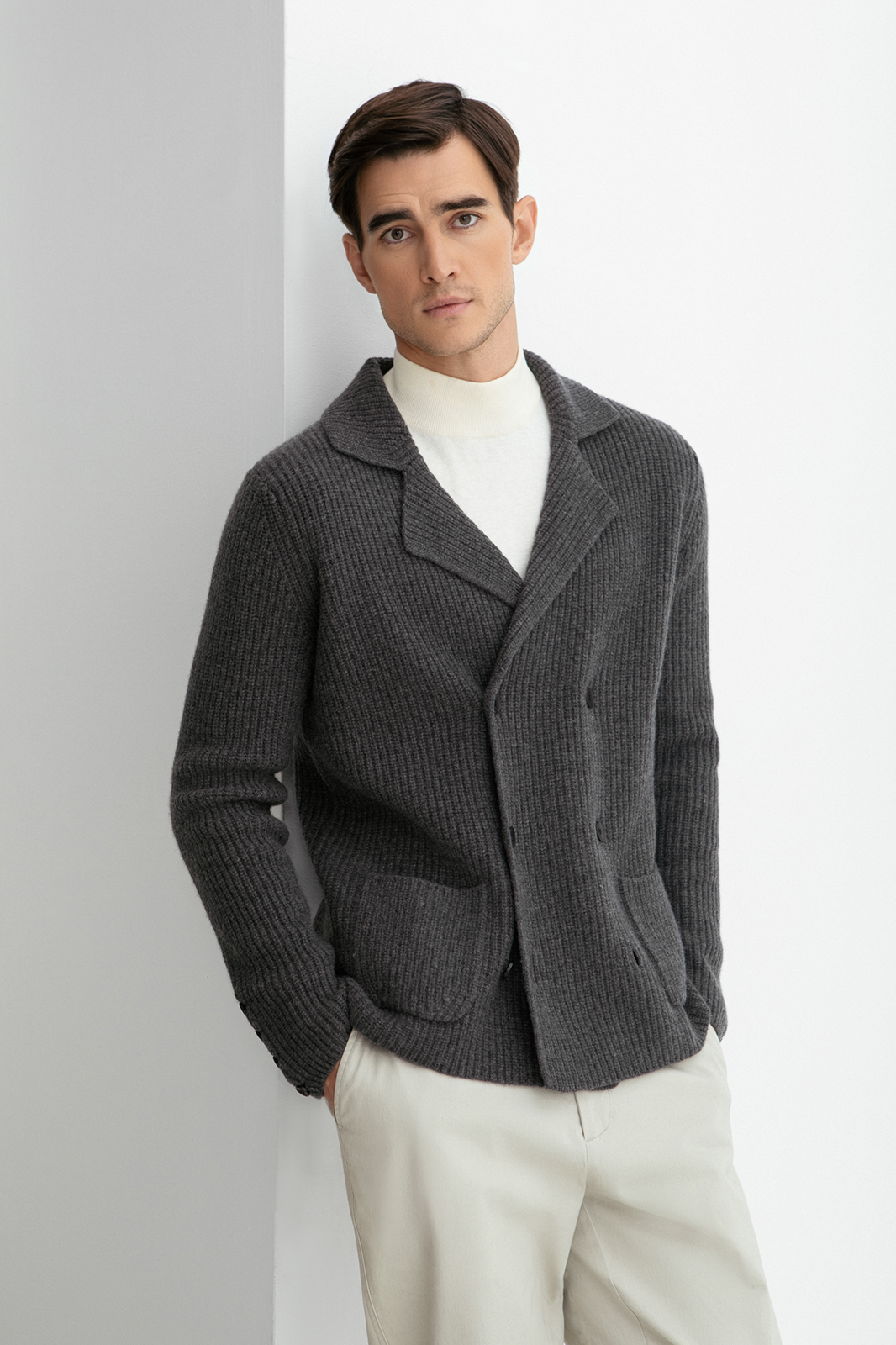 Кардиган из шерсти