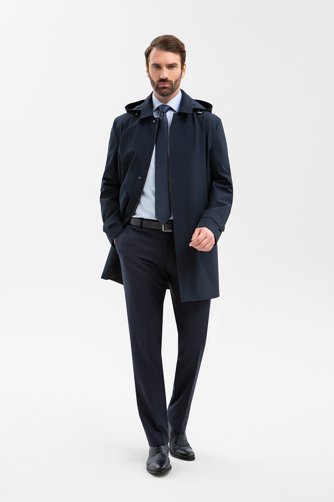 Плащ с водоотталкивающей обработкой