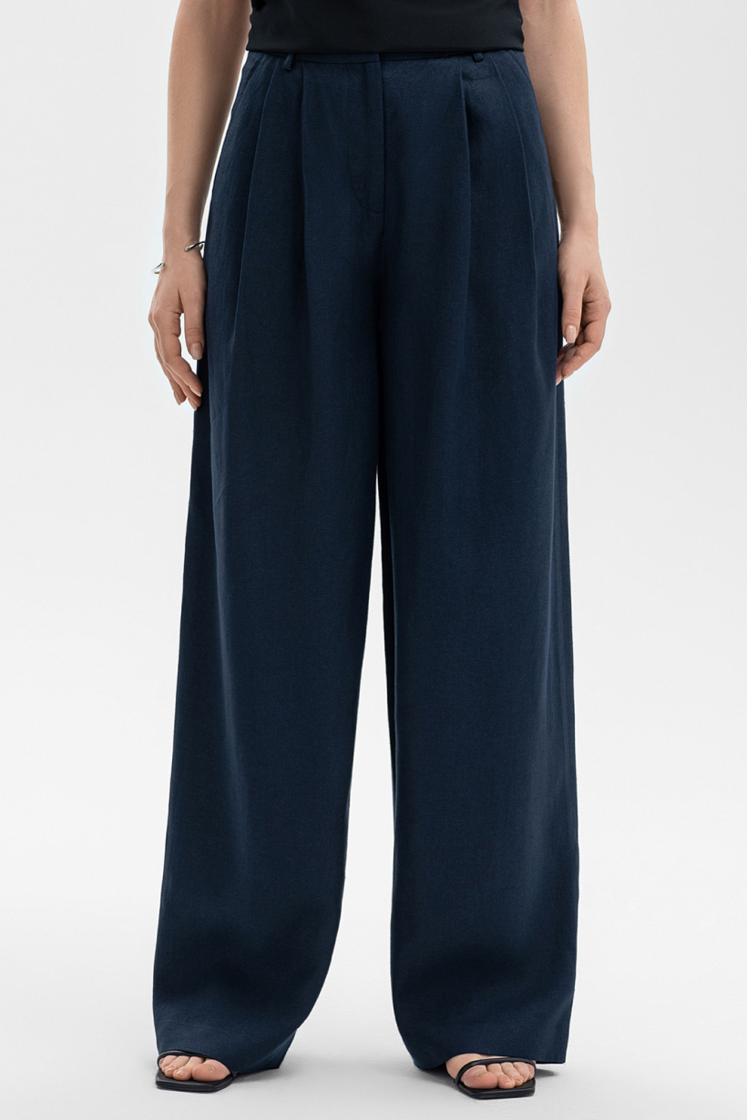 Синие брюки изо льна