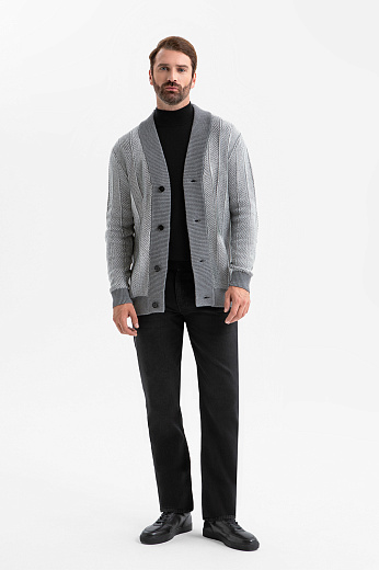 Джинсы прямого силуэта